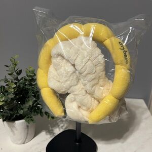 Dry Bar headband and cream plush headband with bow - set of 2!